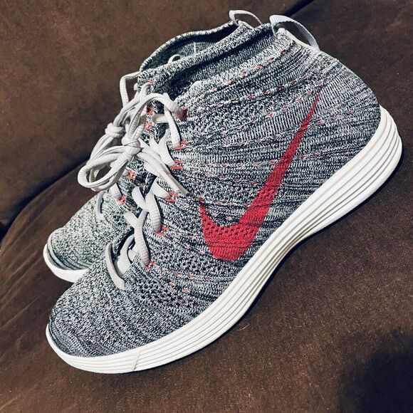 Nike Nike Lunar Flyknit Chukka 554969-001 Wolf Grey Red Size 9.5 US 43 EUR 8.5 - Picture 3 of 13